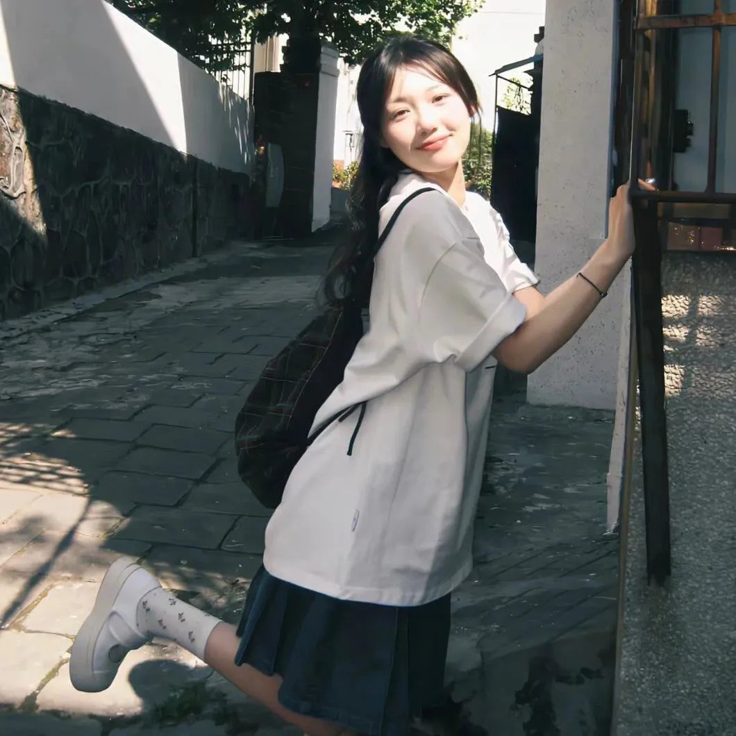 留鸟天空